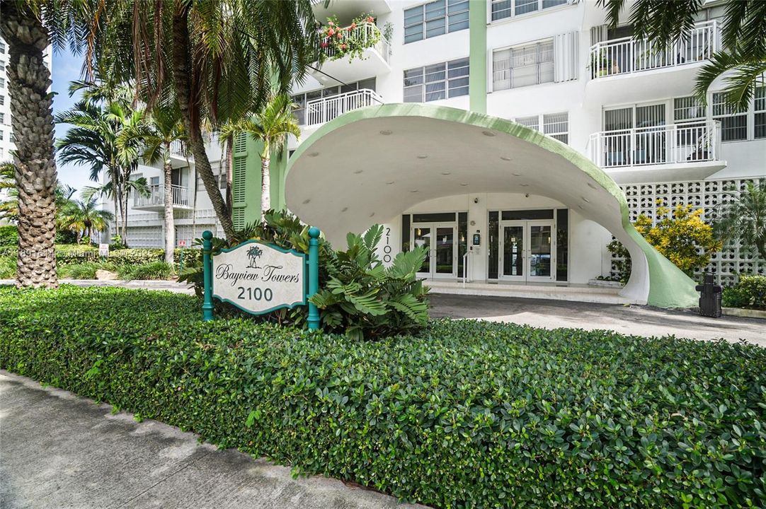 Recently Sold: $530,000 (2 beds, 2 baths, 1752 Square Feet)