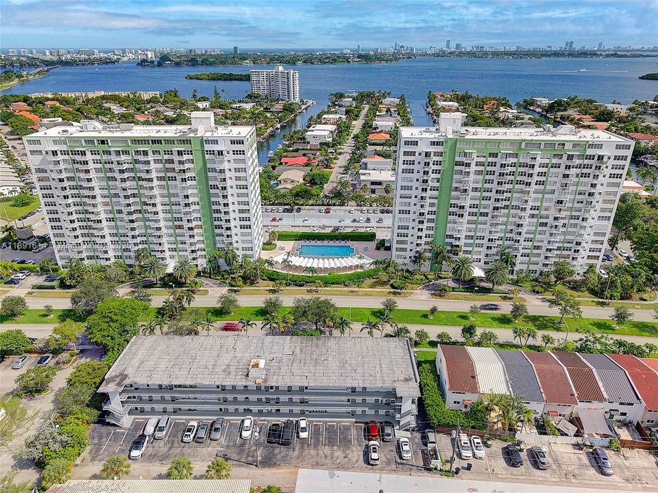 Recently Sold: $530,000 (2 beds, 2 baths, 1752 Square Feet)