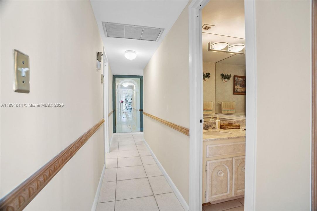 Recently Sold: $530,000 (2 beds, 2 baths, 1752 Square Feet)