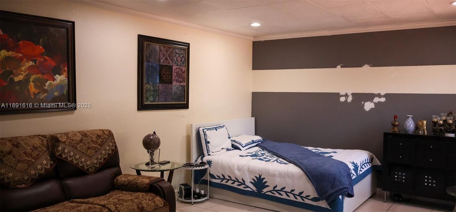 For Sale: $339,000 (2 beds, 2 baths, 1284 Square Feet)