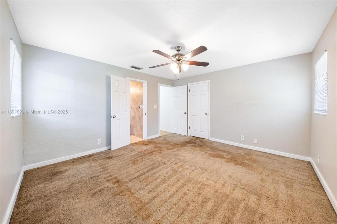 Active With Contract: $539,000 (4 beds, 2 baths, 2177 Square Feet)