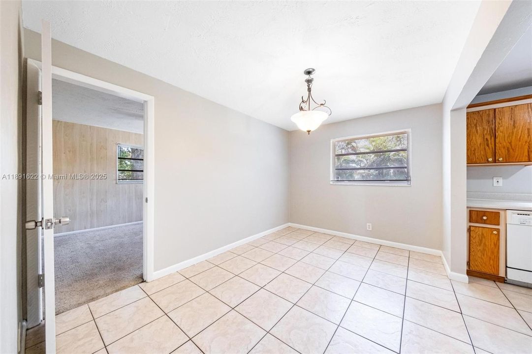 Active With Contract: $539,000 (4 beds, 2 baths, 2177 Square Feet)