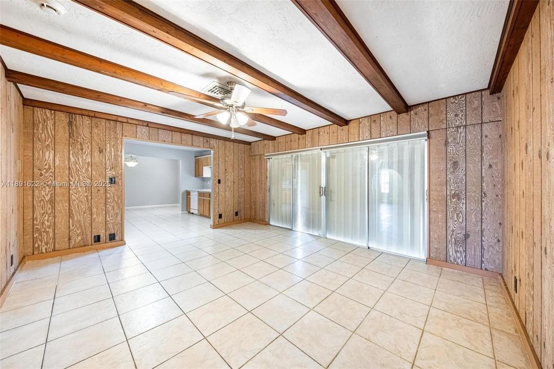 Active With Contract: $539,000 (4 beds, 2 baths, 2177 Square Feet)