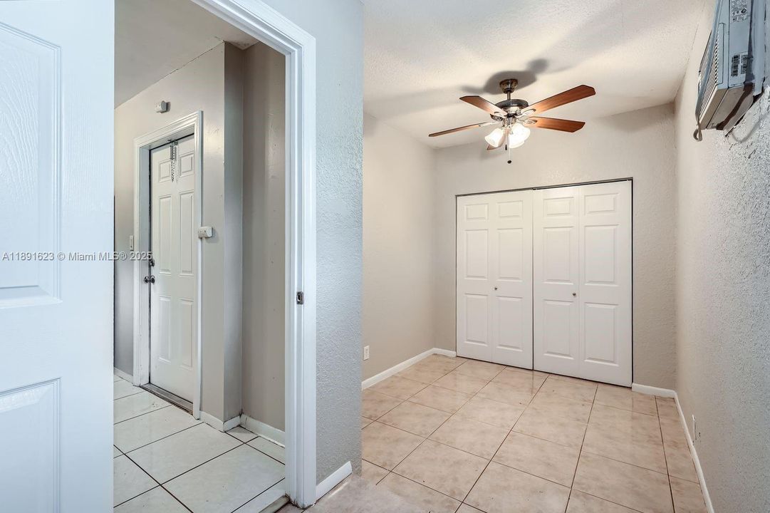 Active With Contract: $545,000 (3 beds, 2 baths, 1551 Square Feet)