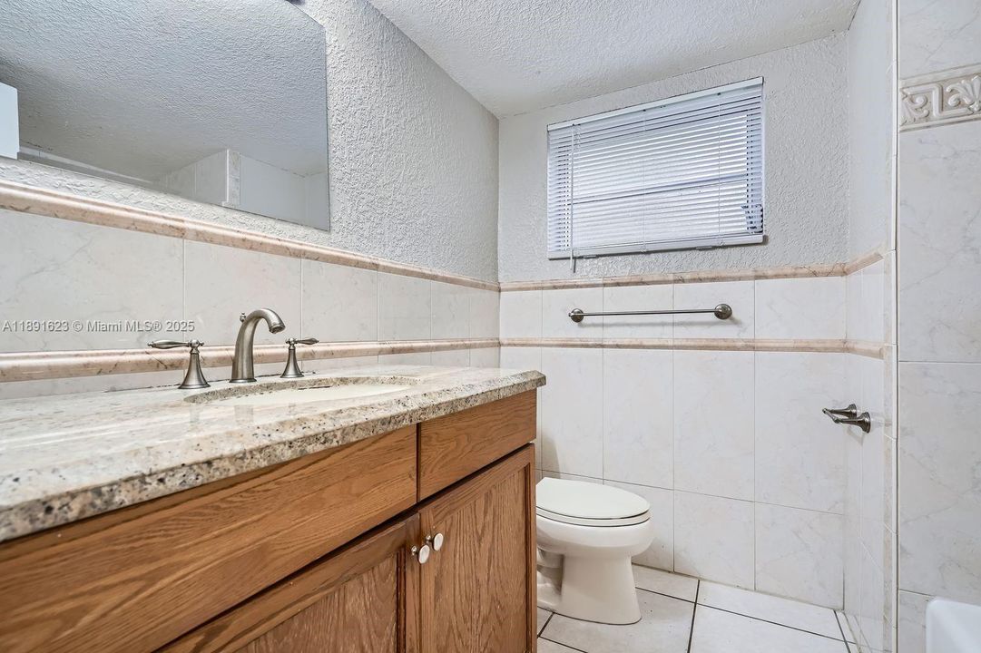 Active With Contract: $545,000 (3 beds, 2 baths, 1551 Square Feet)