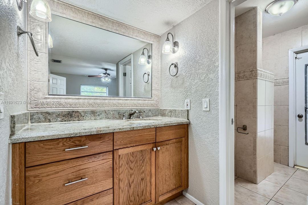 Active With Contract: $545,000 (3 beds, 2 baths, 1551 Square Feet)