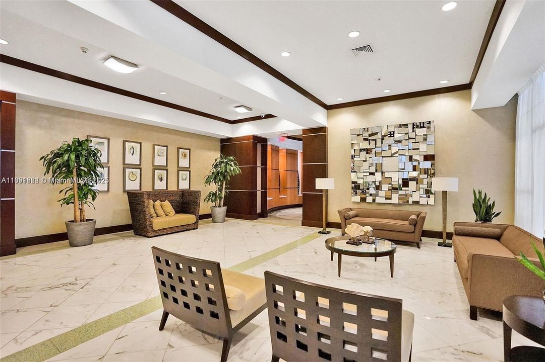 For Sale: $1,400,000 (2 beds, 2 baths, 1602 Square Feet)