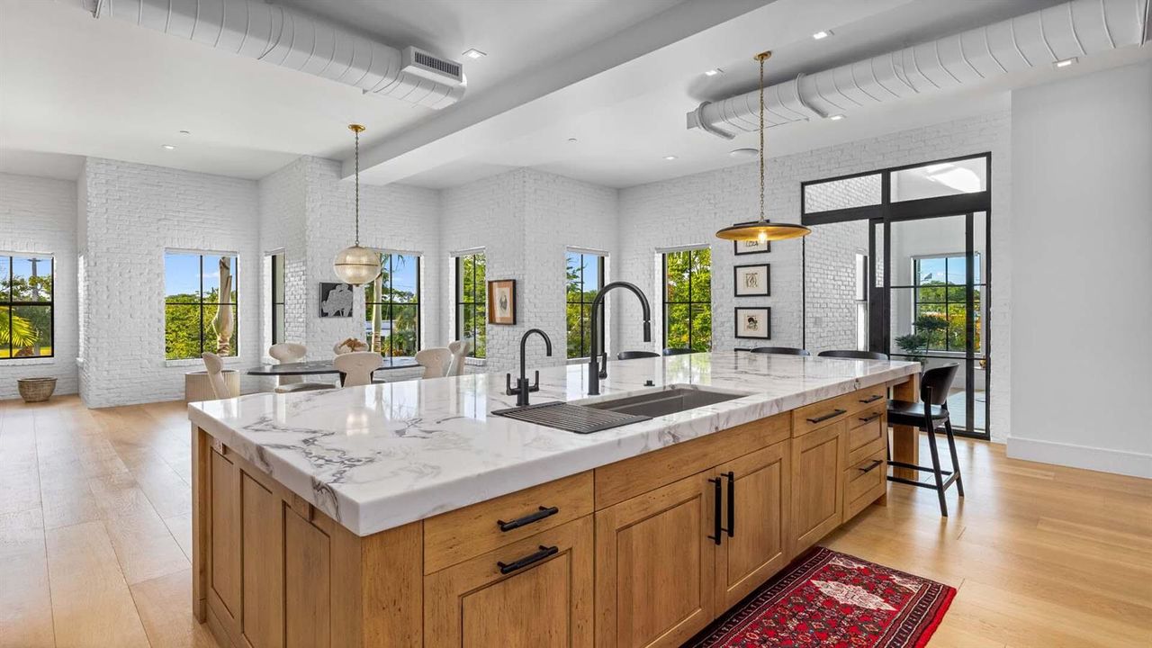 230 George Bush Blvd (16)