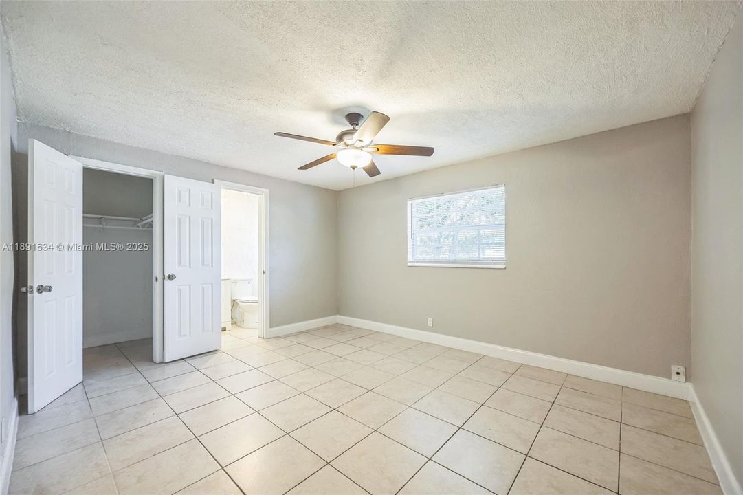 Active With Contract: $435,000 (3 beds, 2 baths, 1365 Square Feet)