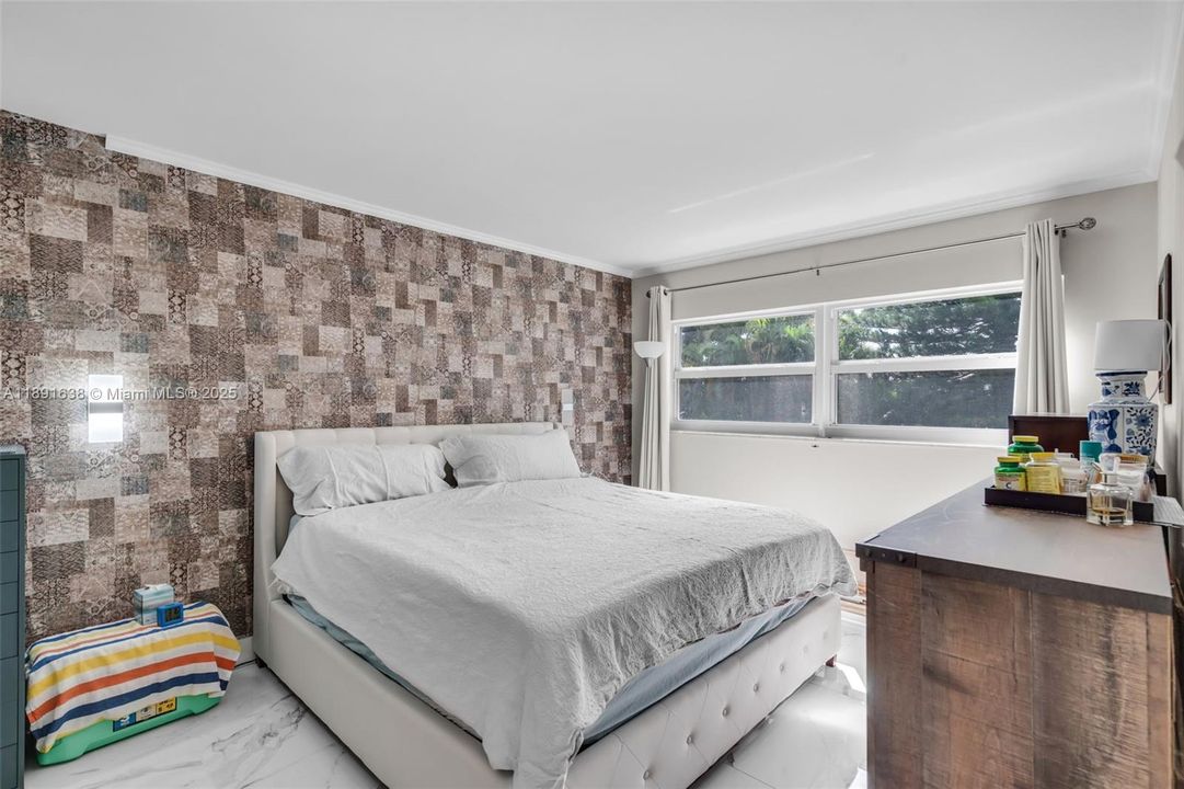 На продажу: $159,000 (1 спален, 1 ванн, 744 Квадратных фут)