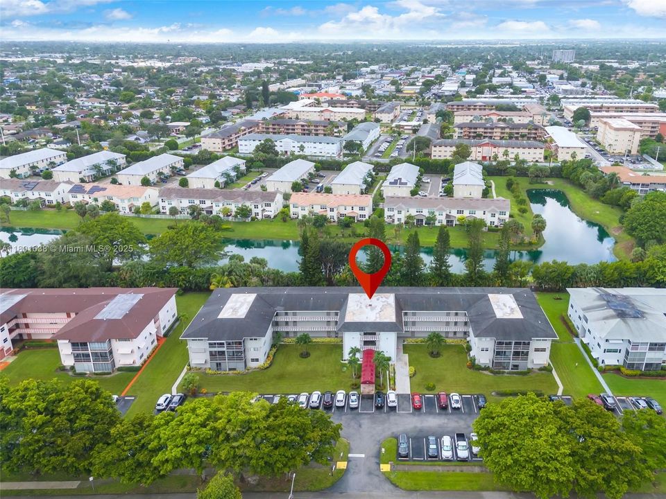 На продажу: $159,000 (1 спален, 1 ванн, 744 Квадратных фут)