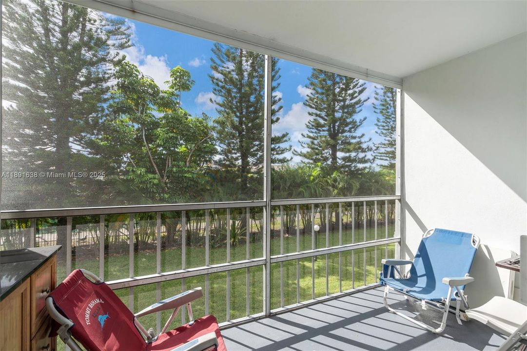 На продажу: $159,000 (1 спален, 1 ванн, 744 Квадратных фут)