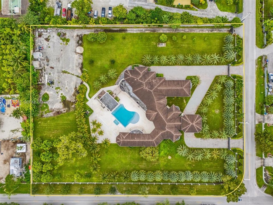 En Venta: $7,500,000 (8 camas, 8 baños, 6665 Pies cuadrados)