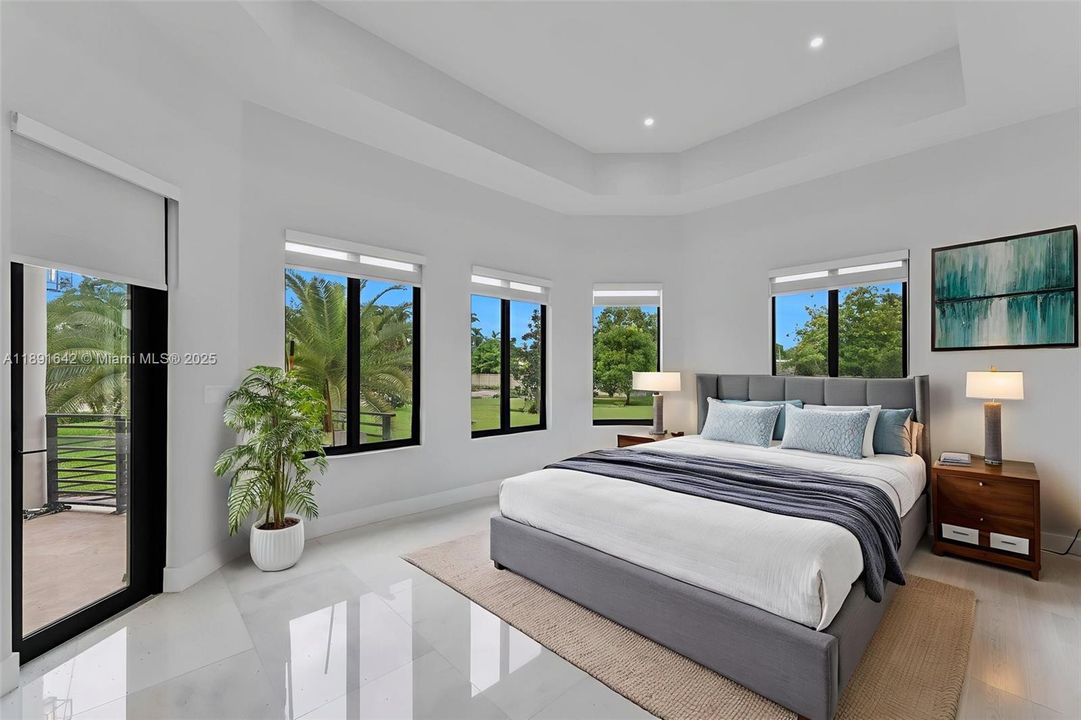 待售: $7,500,000 (8 贝兹, 8 浴室, 6665 平方英尺)