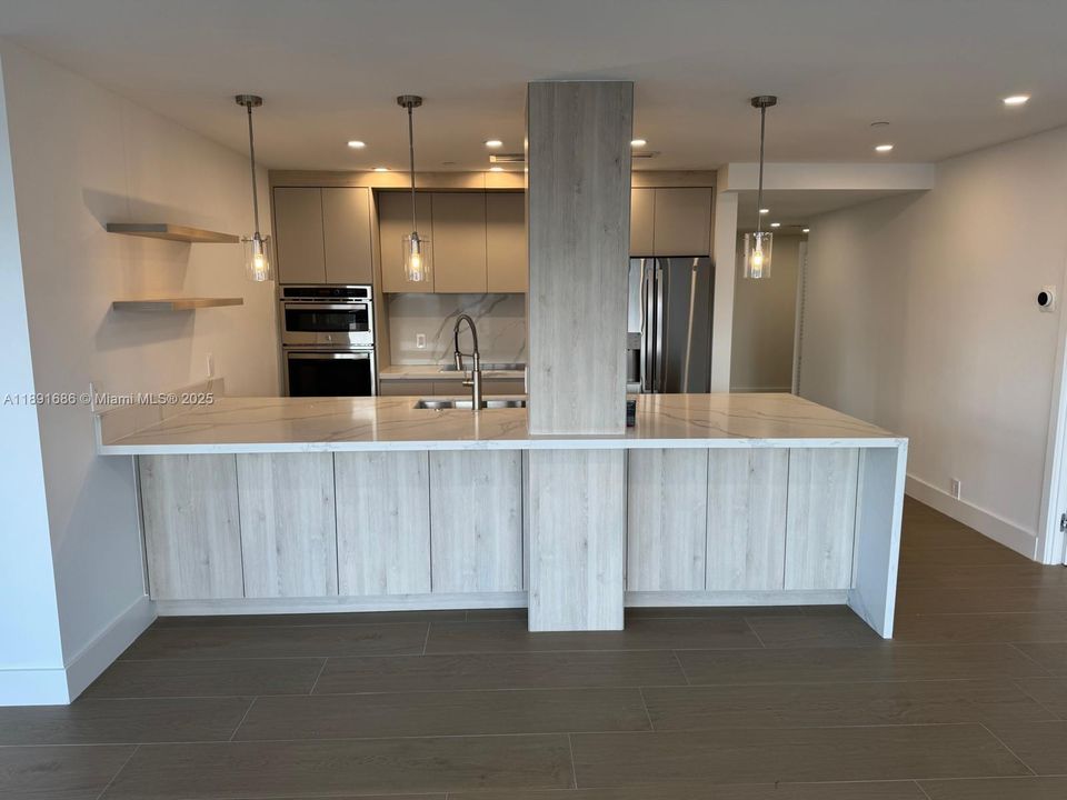 Недавно арендовано: $10,900 (3 спален, 2 ванн, 1612 Квадратных фут)