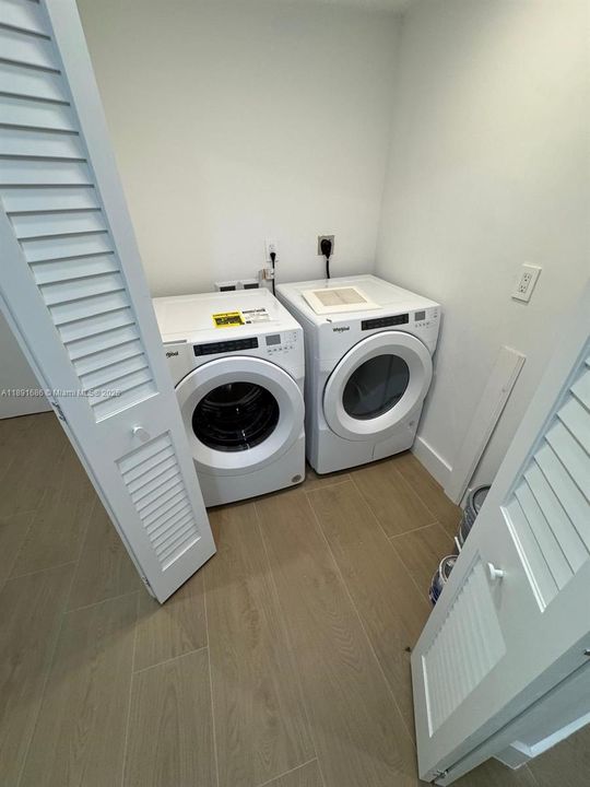 Недавно арендовано: $10,900 (3 спален, 2 ванн, 1612 Квадратных фут)