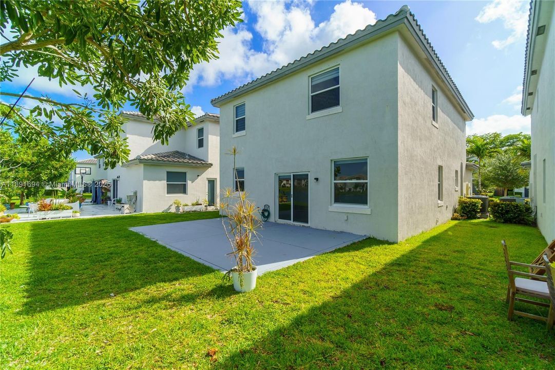 待售: $535,000 (4 贝兹, 3 浴室, 2451 平方英尺)