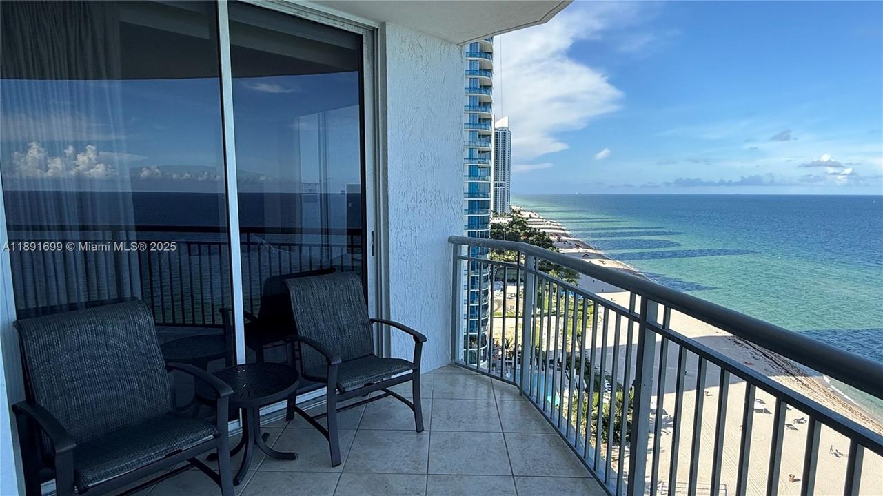 Active With Contract: $7,500 (2 beds, 2 baths, 1470 Square Feet)