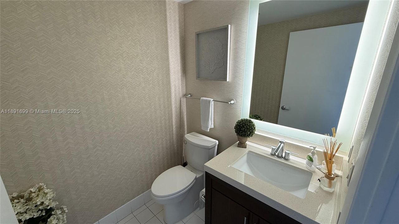 Active With Contract: $7,500 (2 beds, 2 baths, 1470 Square Feet)