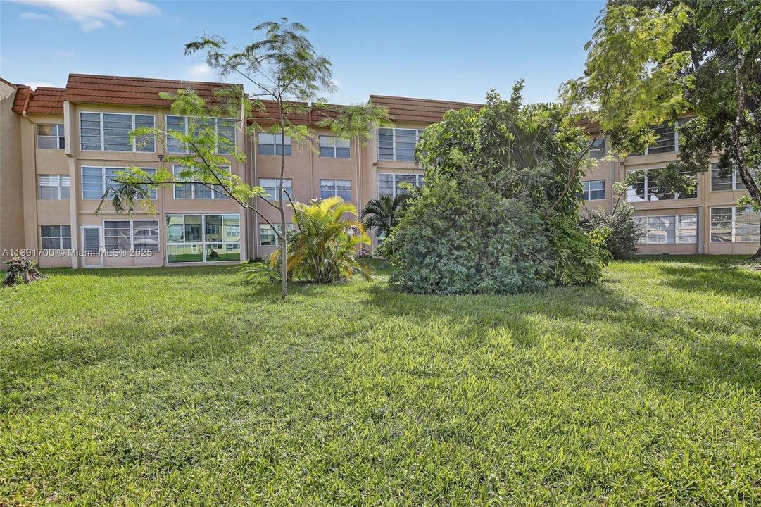 На продажу: $59,500 (1 спален, 1 ванн, 620 Квадратных фут)