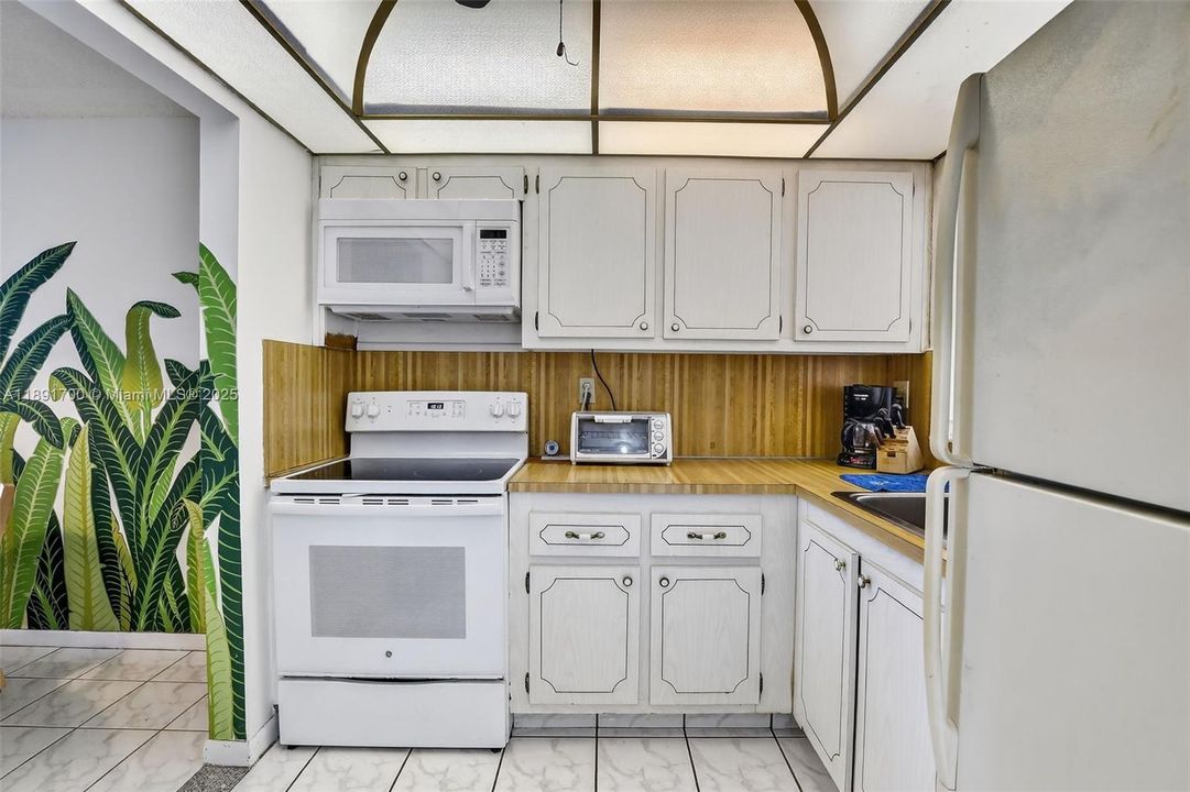 На продажу: $59,500 (1 спален, 1 ванн, 620 Квадратных фут)