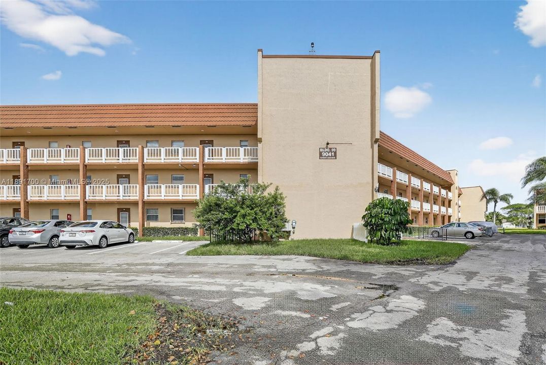 На продажу: $59,500 (1 спален, 1 ванн, 620 Квадратных фут)