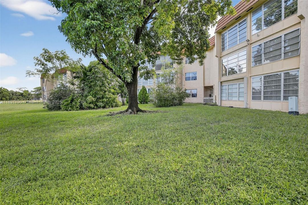 На продажу: $59,500 (1 спален, 1 ванн, 620 Квадратных фут)