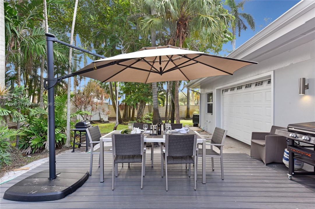 出租: $5,000 (3 贝兹, 3 浴室, 2735 平方英尺)