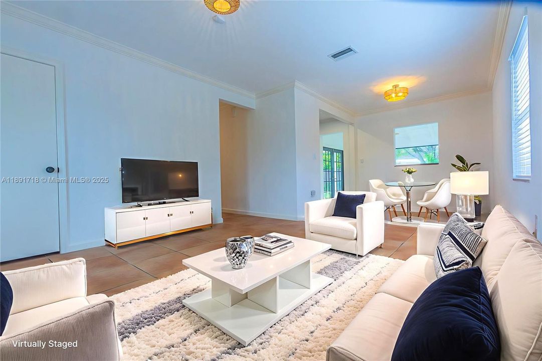 Recientemente alquilado: $3,600 (3 camas, 2 baños, 1103 Pies cuadrados)