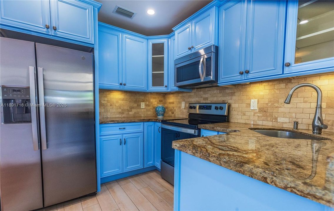 Recientemente alquilado: $3,600 (3 camas, 2 baños, 1103 Pies cuadrados)