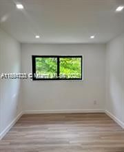 Active With Contract: $1,599 (1 beds, 1 baths, 3296 Square Feet)