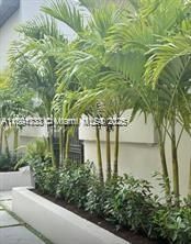 Active With Contract: $1,599 (1 beds, 1 baths, 3296 Square Feet)