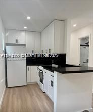Active With Contract: $1,599 (1 beds, 1 baths, 3296 Square Feet)