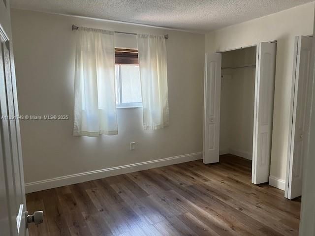 Недавно арендовано: $2,200 (2 спален, 2 ванн, 960 Квадратных фут)