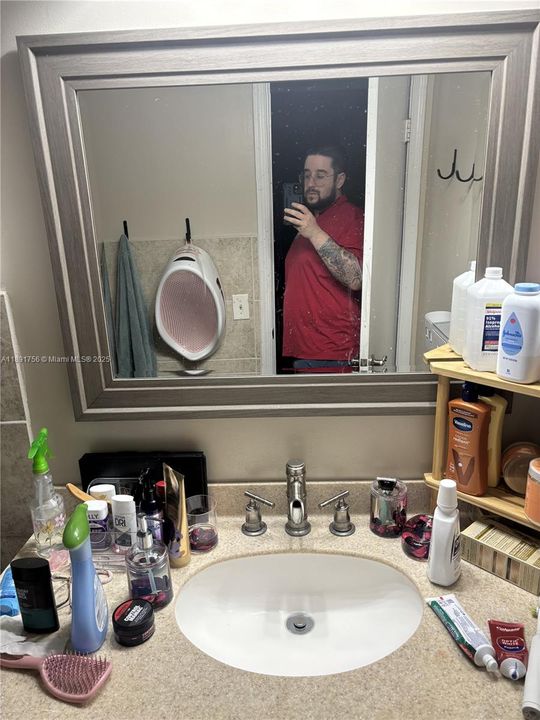 En Venta: $245,000 (2 camas, 2 baños, 800 Pies cuadrados)