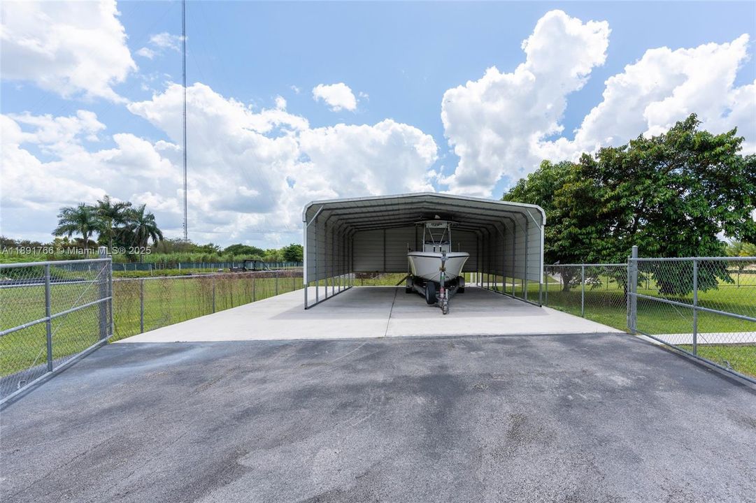 En Venta: $1,750,000 (4 camas, 3 baños, 2126 Pies cuadrados)