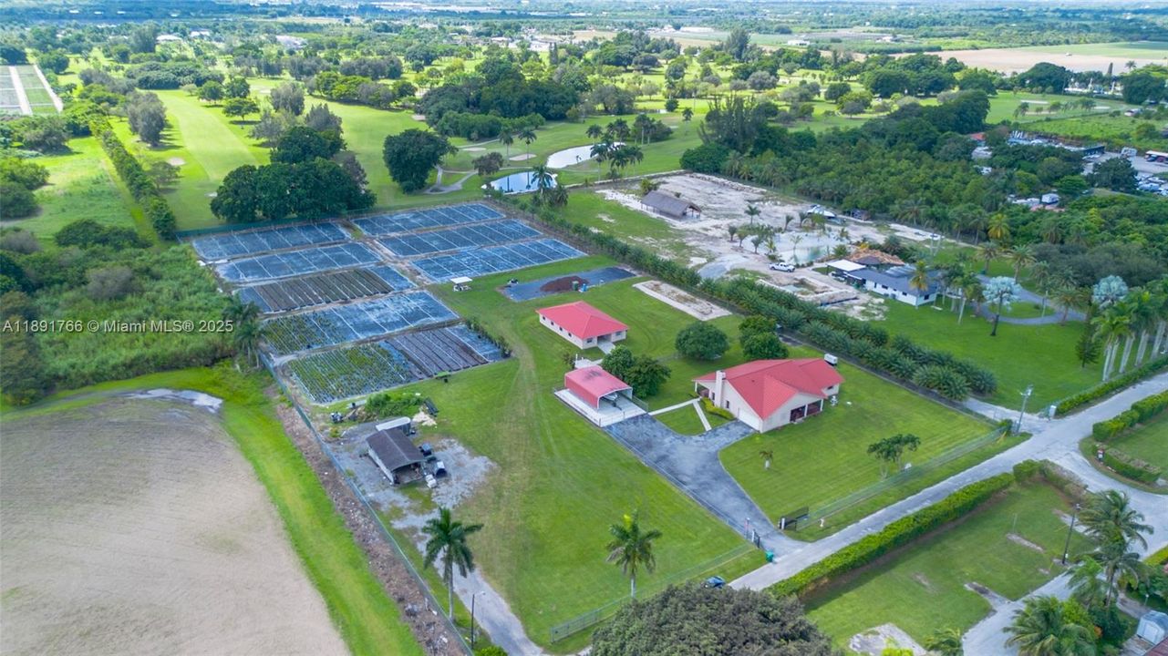 En Venta: $1,750,000 (4 camas, 3 baños, 2126 Pies cuadrados)