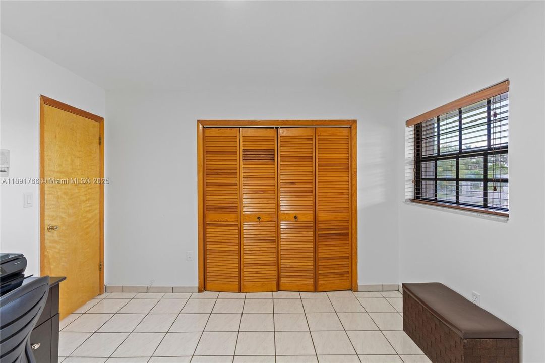 En Venta: $1,750,000 (4 camas, 3 baños, 2126 Pies cuadrados)