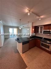 Recientemente alquilado: $2,150 (1 camas, 1 baños, 740 Pies cuadrados)