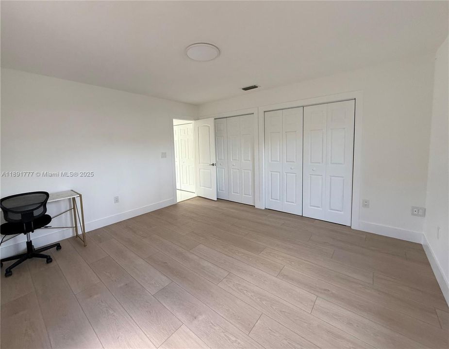 На продажу: $2,899,000 (4 спален, 4 ванн, 3516 Квадратных фут)