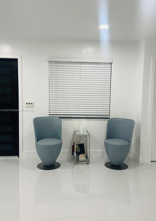 В аренду: $9,000 (3 спален, 2 ванн, 1734 Квадратных фут)