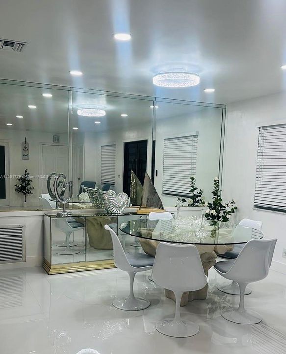 В аренду: $9,000 (3 спален, 2 ванн, 1734 Квадратных фут)