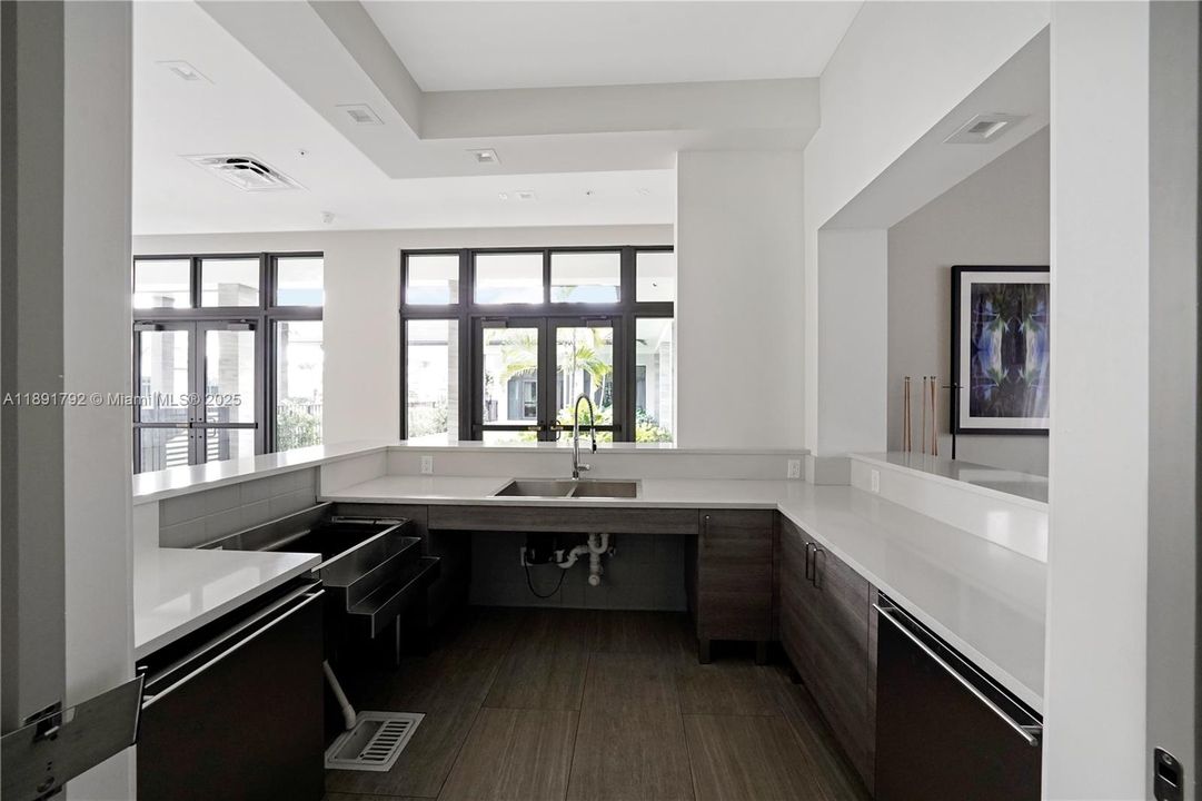 待售: $525,000 (3 贝兹, 2 浴室, 1124 平方英尺)