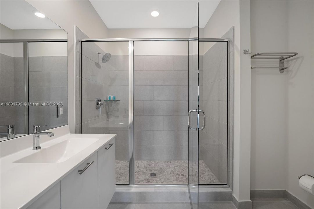 待售: $525,000 (3 贝兹, 2 浴室, 1124 平方英尺)