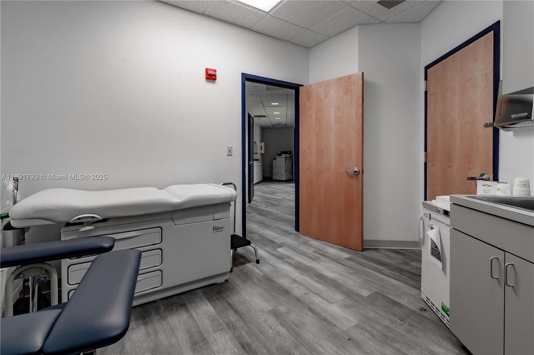 出租: $46 (0 贝兹, 0 浴室, 0 平方英尺)