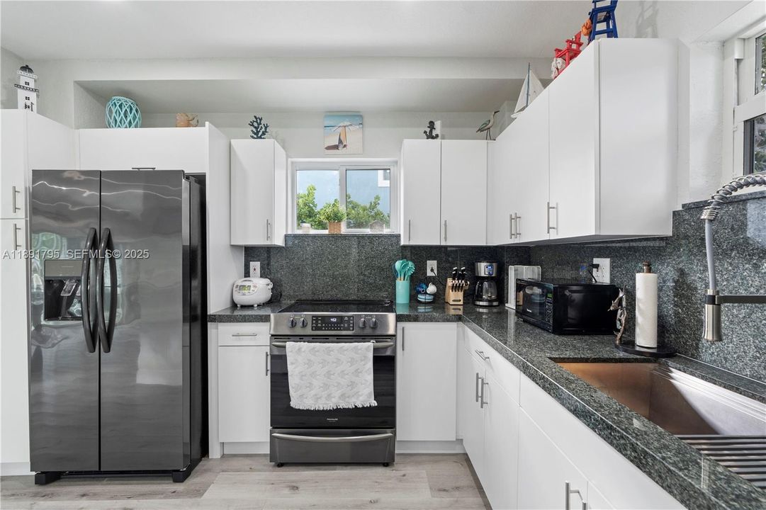 待售: $1,515,000 (3 贝兹, 3 浴室, 1831 平方英尺)