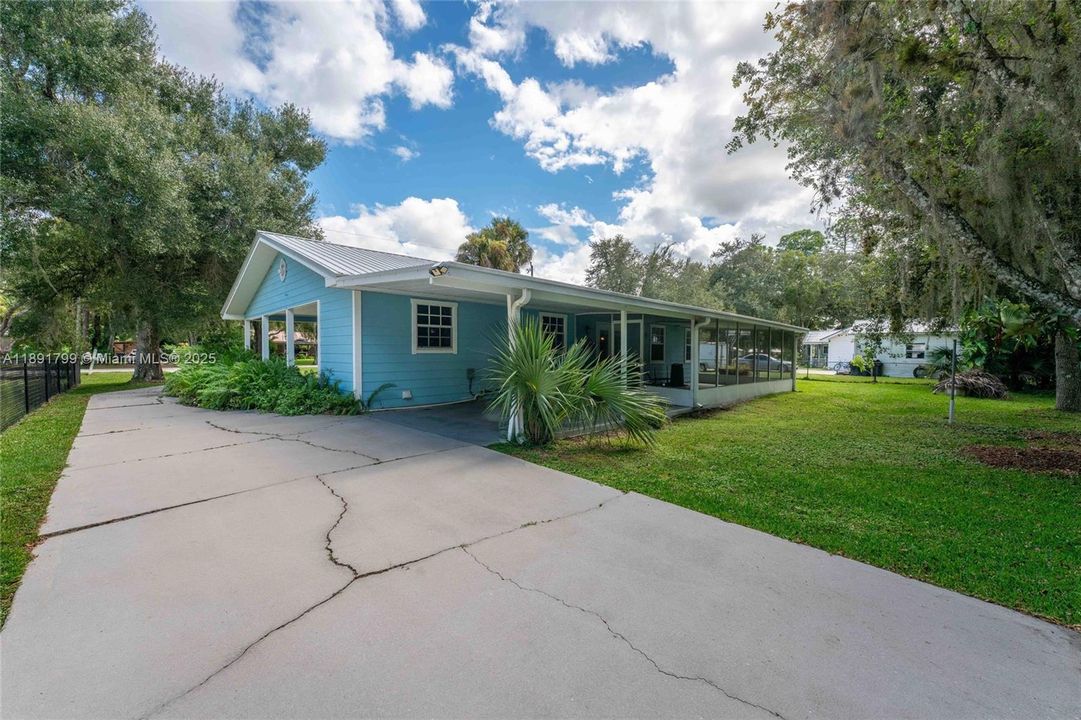 待售: $249,000 (2 贝兹, 2 浴室, 0 平方英尺)