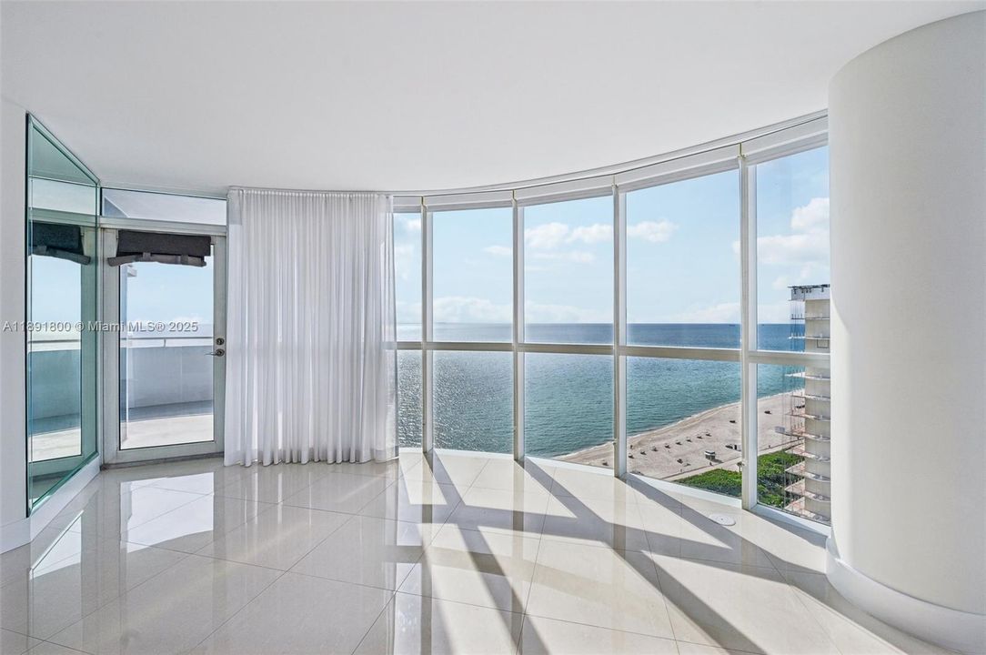 待售: $1,400,000 (3 贝兹, 2 浴室, 1700 平方英尺)