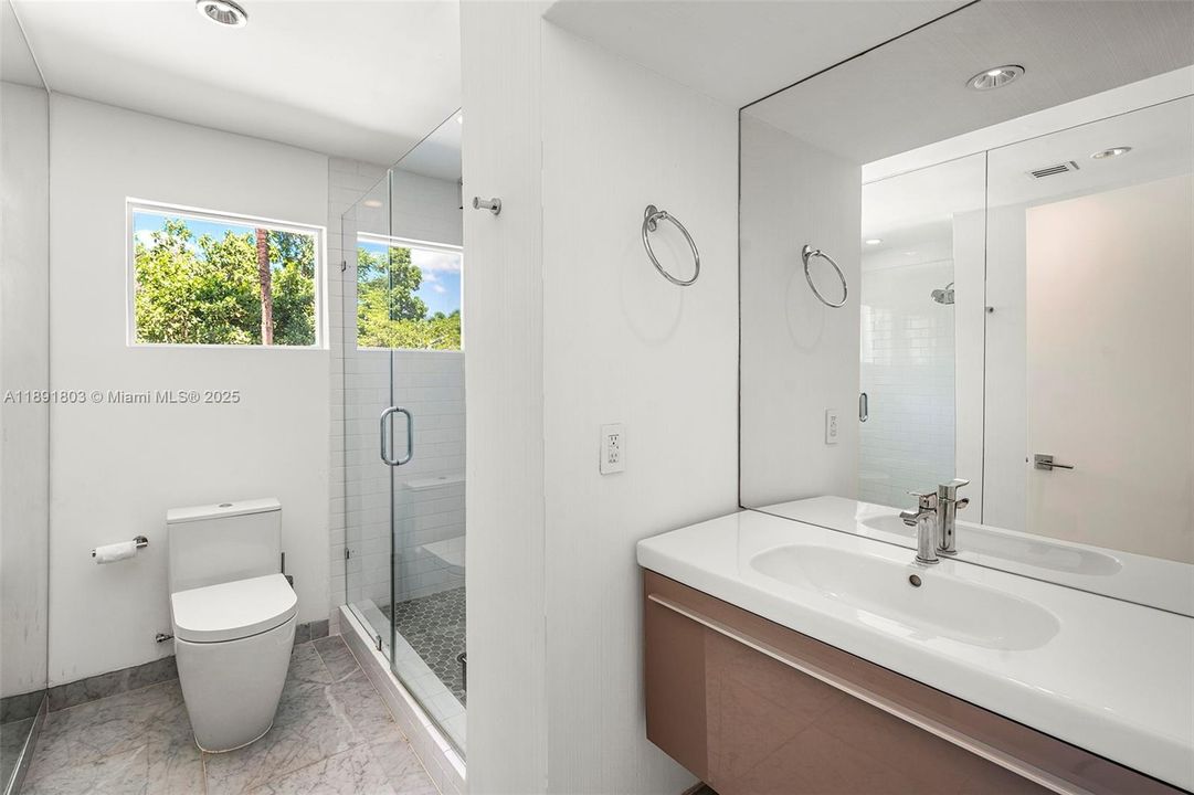 待售: $6,000,000 (6 贝兹, 6 浴室, 4389 平方英尺)