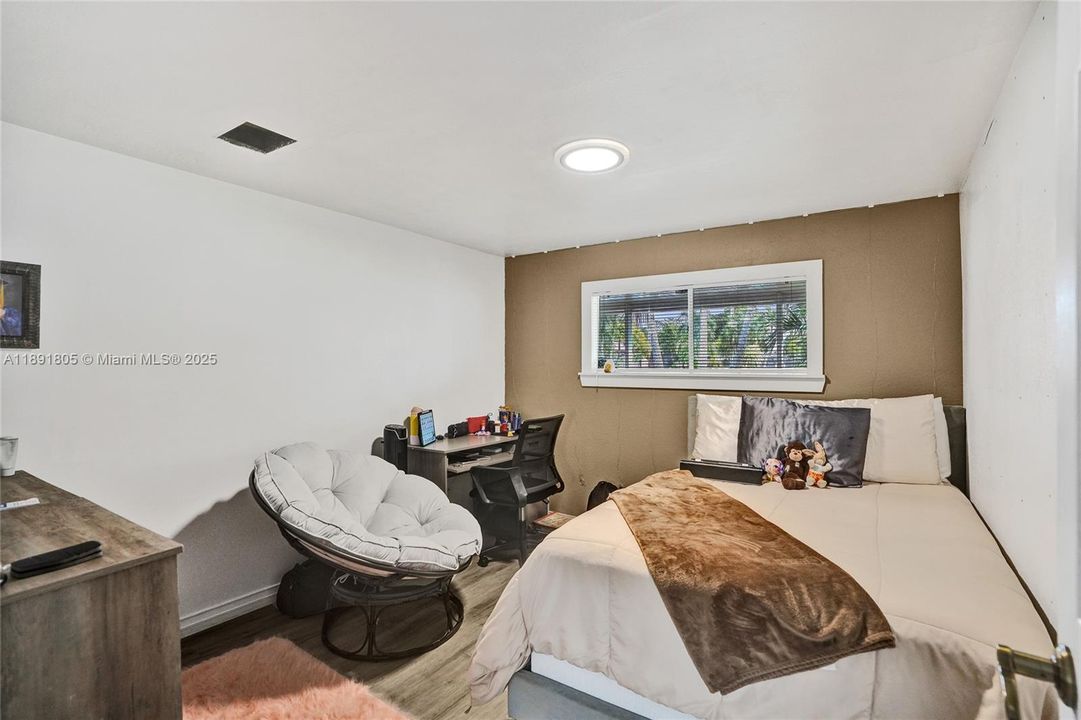 For Sale: $209,000 (4 beds, 3 baths, 5479 Square Feet)